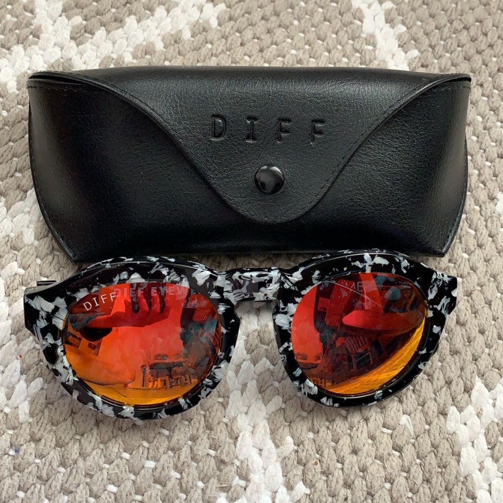Diff Sunglasses - image 1